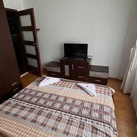 Apartament 3 Camere Отопени Екстериор снимка